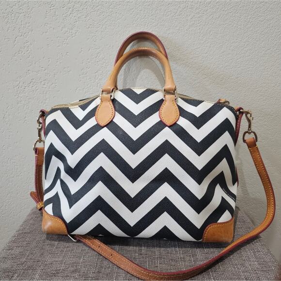Dooney & Bourke Cheveron Geena Sachel - Picture 9 of 16